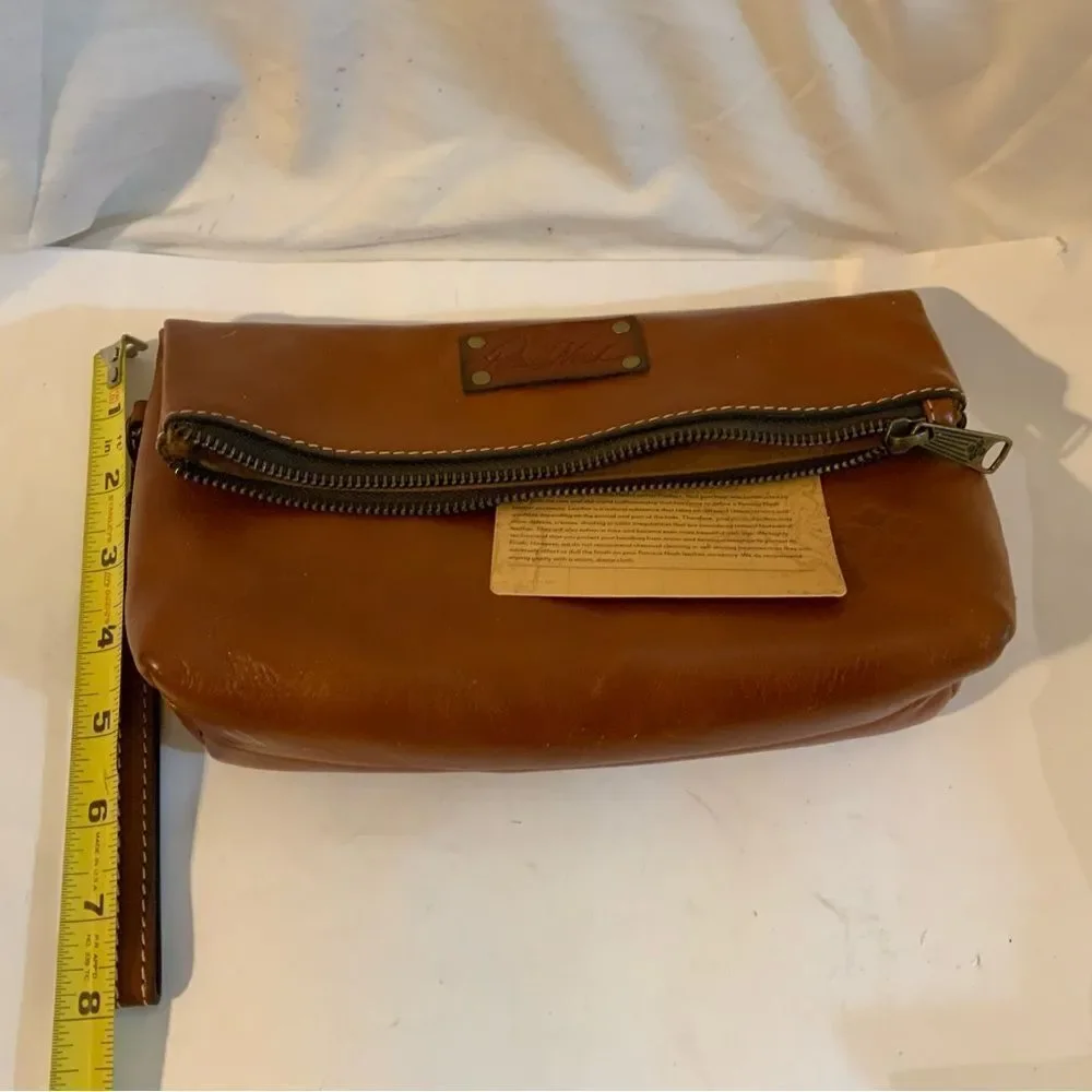 New PATRICIA NASH Fold Over Leather Wristlet Clutch Purse VALERIE TAN 9 1/2 x 5